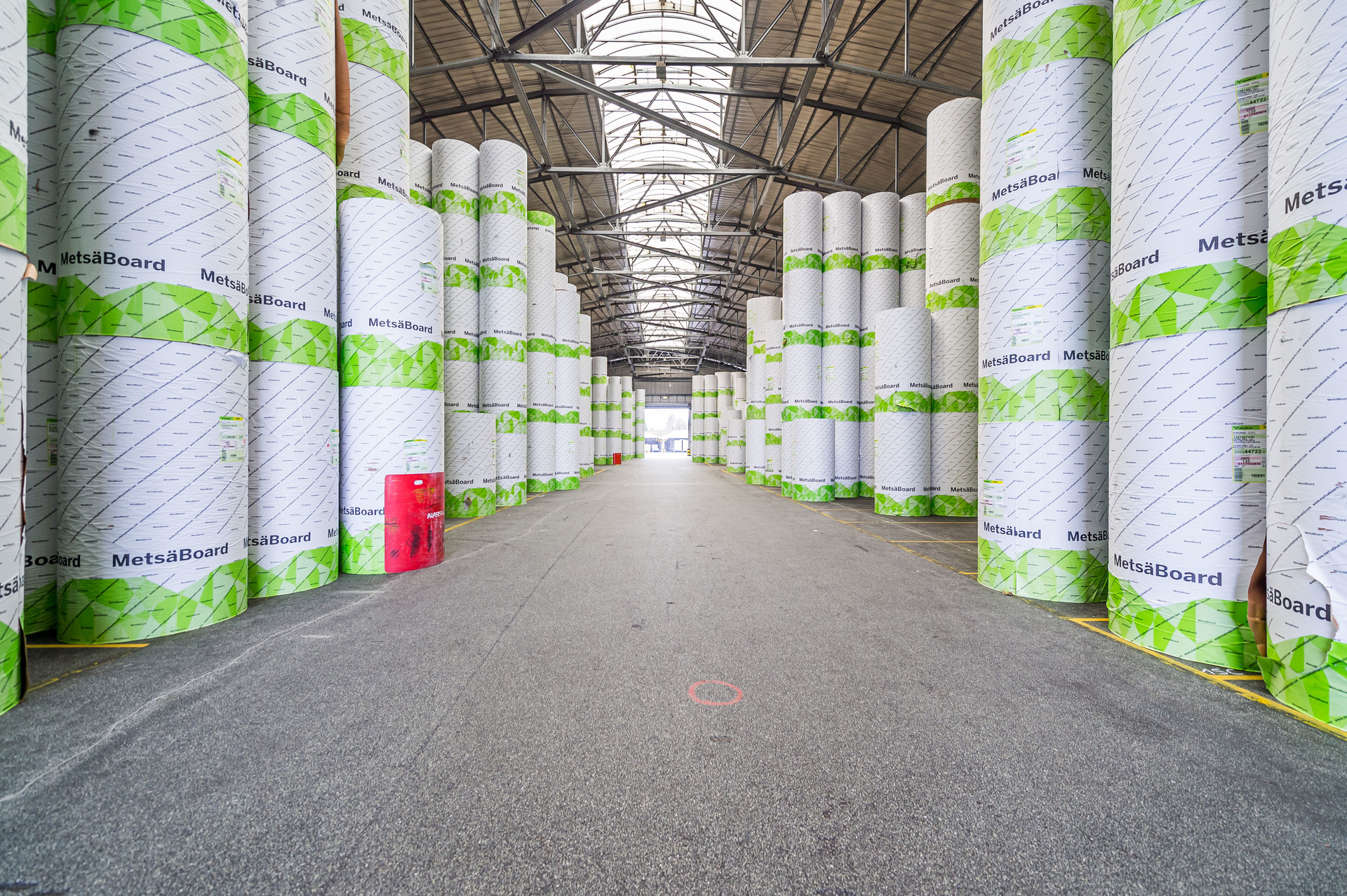 Lagerung von Papierrollen