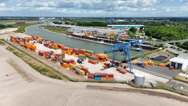 Hafenverbund DeltaPort (Wesel/Voerde) am Niederrhein