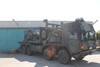 Modernes Logistikfahrzeug der Bundeswehr: Multi A 4 FSA. Multi steht für „Mechanisierte Umschlag-, Lagerung-, Transport- Integration“. „FSA“ (Fahrzeugschutzausstattung) bringt zum Ausdruck, dass die Schutzausstattung konstruktiv in das Fahrzeug integriert ist.